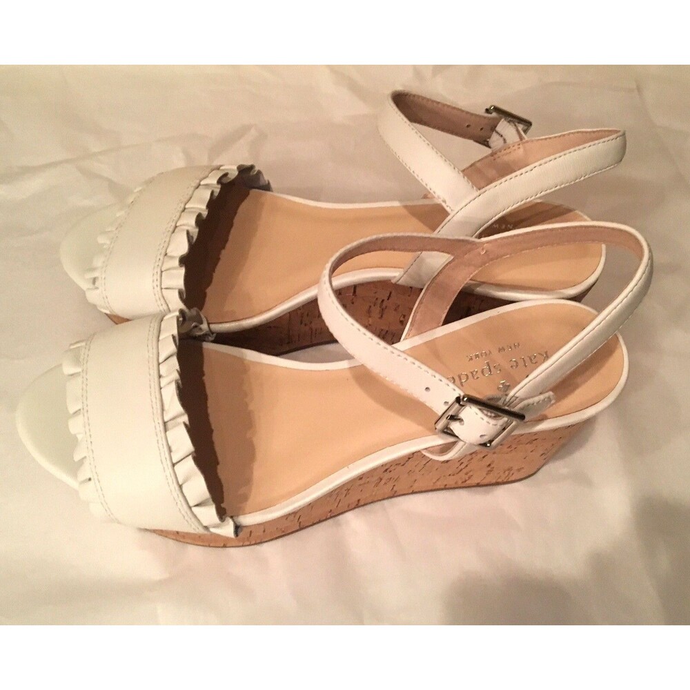 NWOB Kate Spade New York Tomas Ruffle Leather Wedge Sandal - Picture 4 of 5
